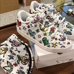 Adidas Jeremy Scott Monogram Graffiti Forum 84 + matching Bucket Hat Sz 9.5M